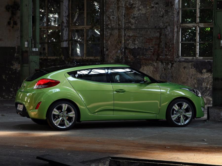  Hyundai Veloster 2011 года  (фото 60 из 184)